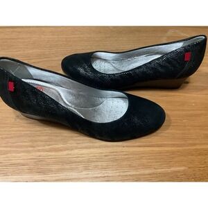 Marc Joseph New York Prospect Wedge Black Leather Shoes Womens Size 9 Brazil